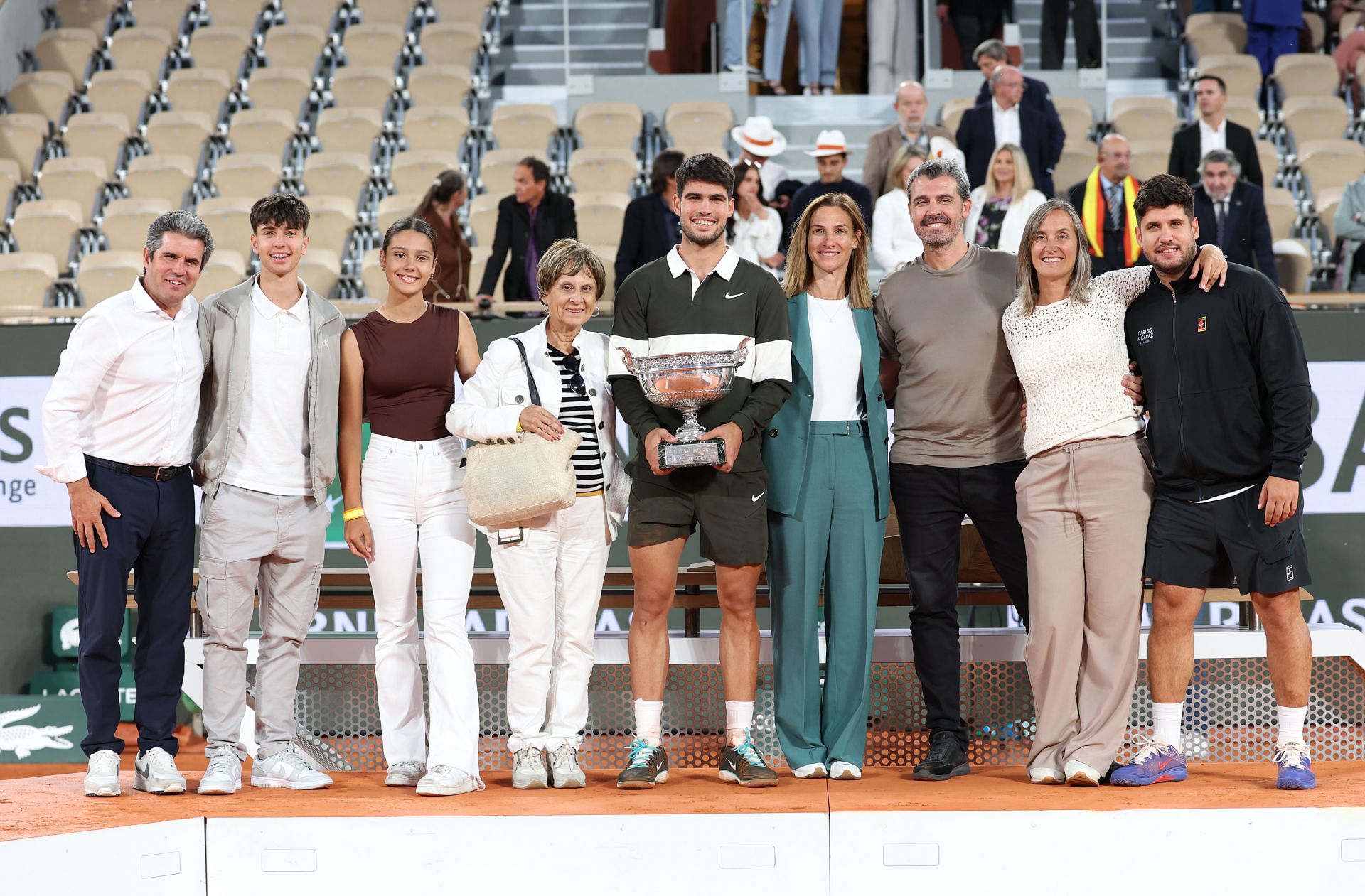 Carlos Alcaraz celebrates French Open win with his family - Source: Getty